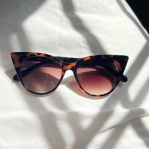 Tortoise Shell Cat Eye Sunglasses